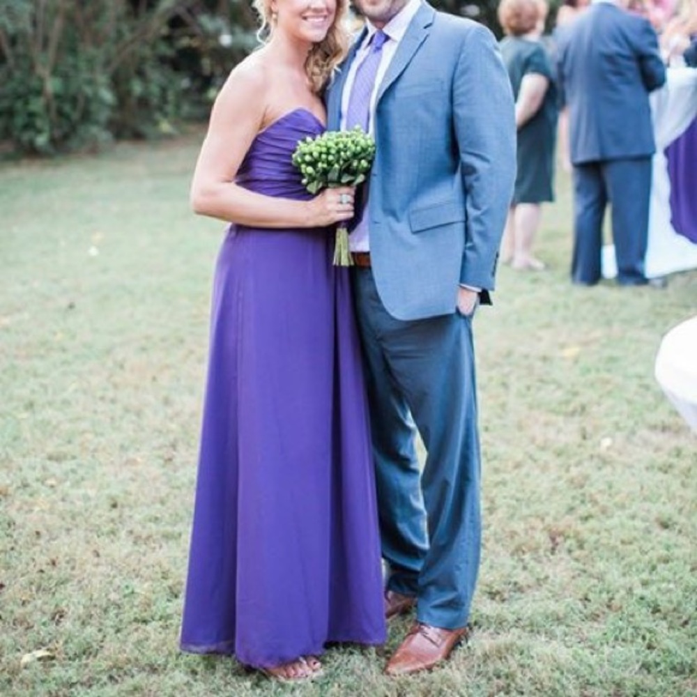 Dress - Picture 3 of 4